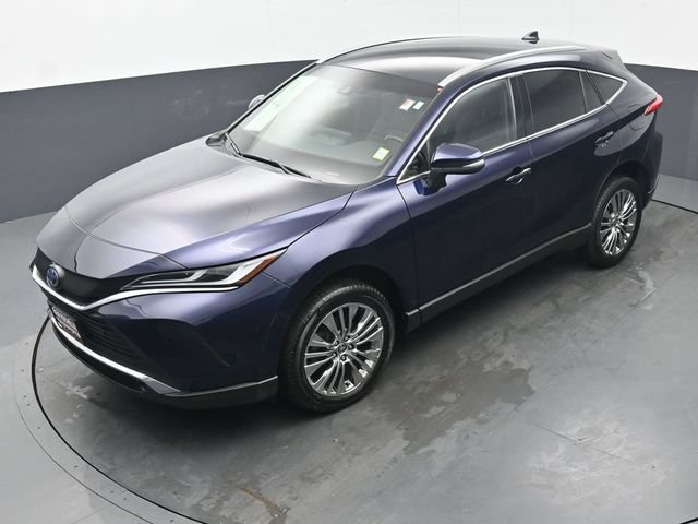 Certified 2024 Toyota Venza XLE AWD/4WD image 40