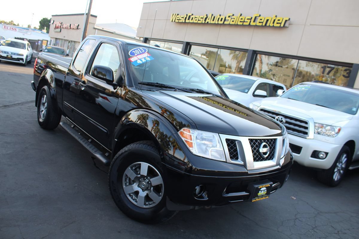 Used 2013 Nissan Frontier PRO-4X AWD/4WD image 33