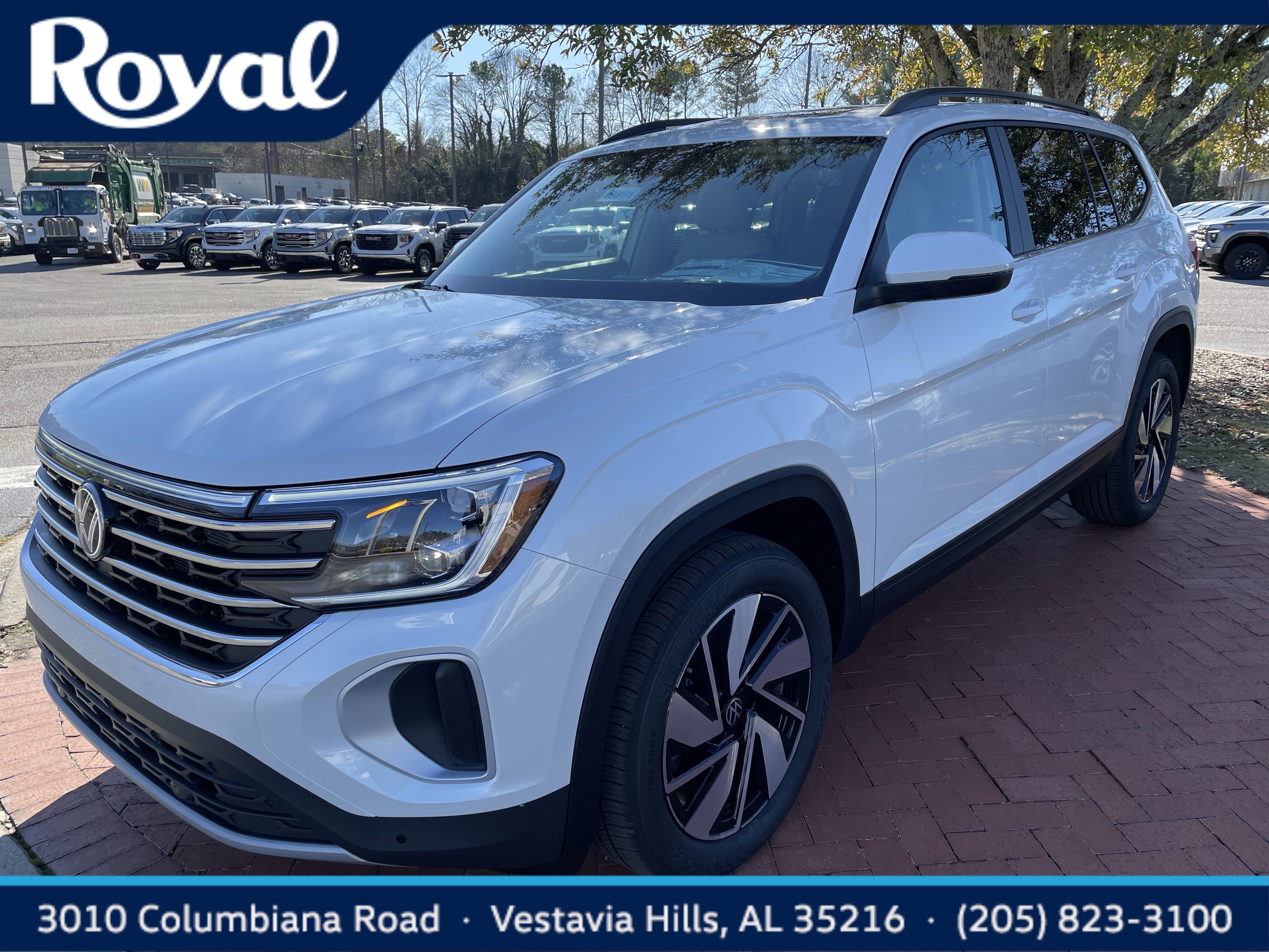 New 2026 Volkswagen Atlas SE image 1