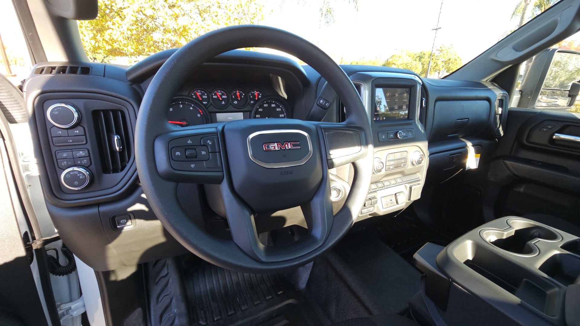 New 2025 GMC Sierra 3500 Pro w/ 1SA Pro Safety Plus Package AWD/4WD image 20