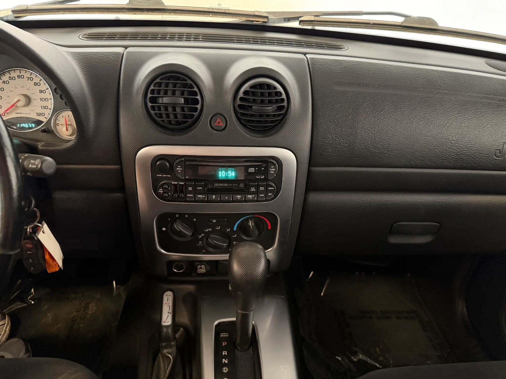 Used 2002 Jeep Liberty Limited AWD/4WD image 15