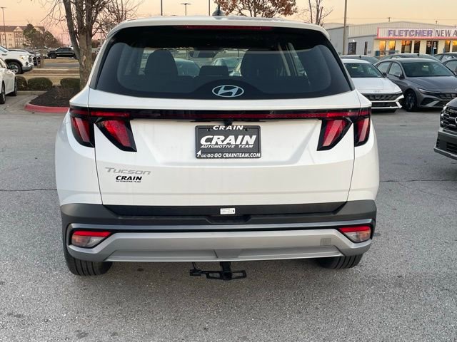 New 2025 Hyundai Tucson SE image 6