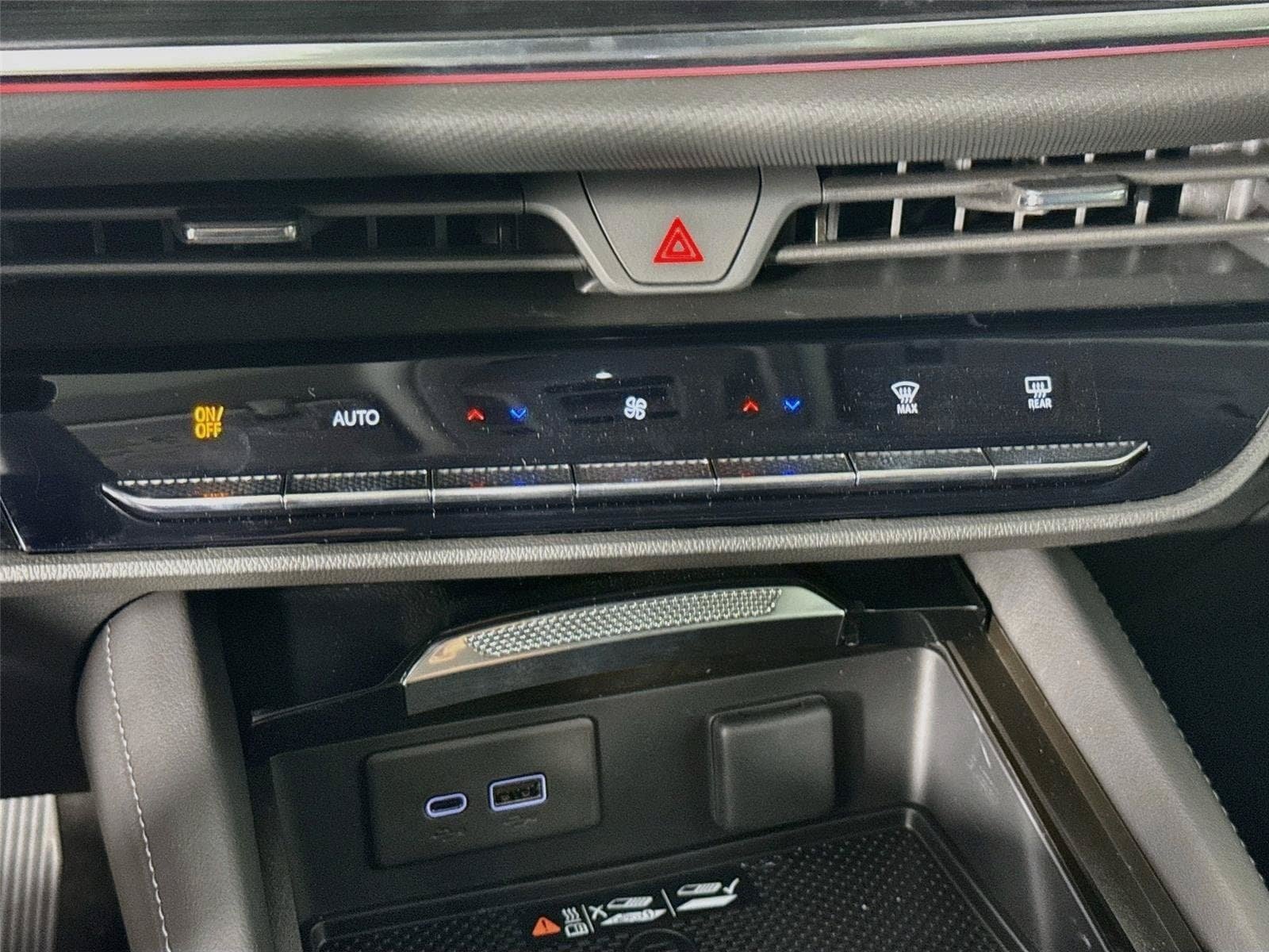 New 2026 Buick Envision Preferred AWD/4WD image 18