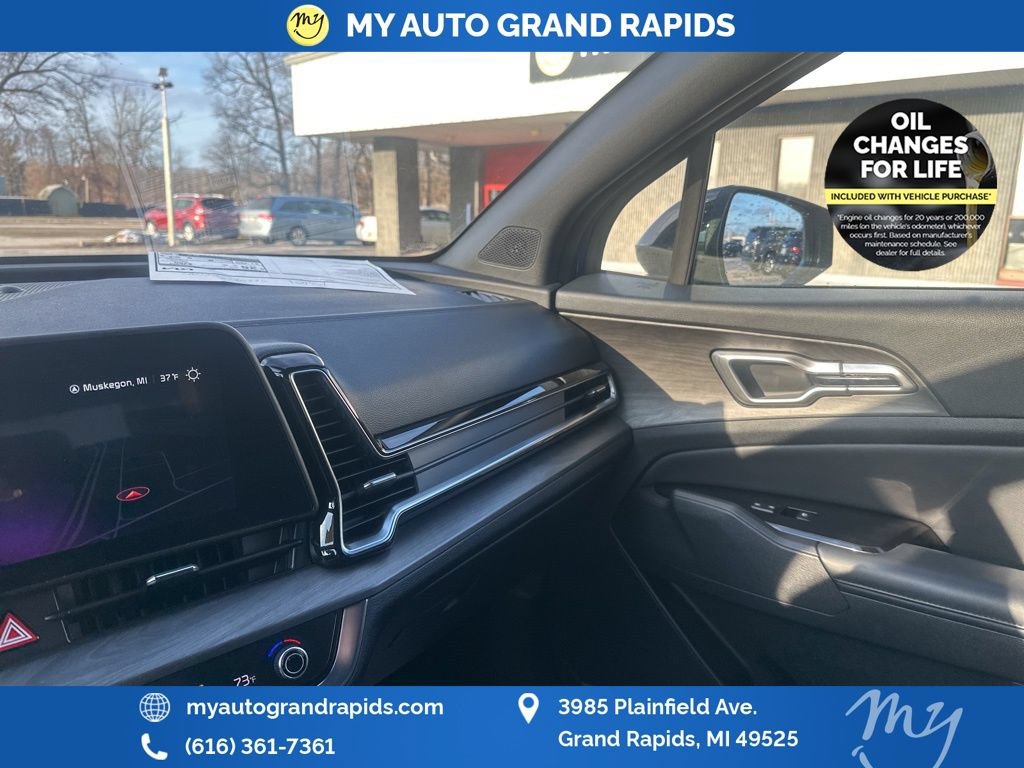 Used 2023 Kia Sportage X-Line AWD/4WD image 14