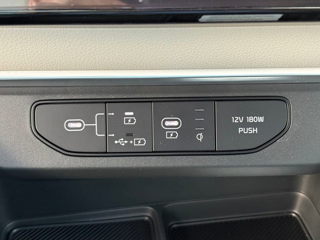 New 2026 Kia Carnival EX FWD image 22