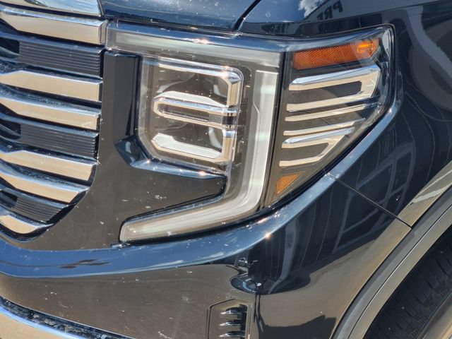 Used 2025 GMC Sierra 1500 SLT RWD image 9
