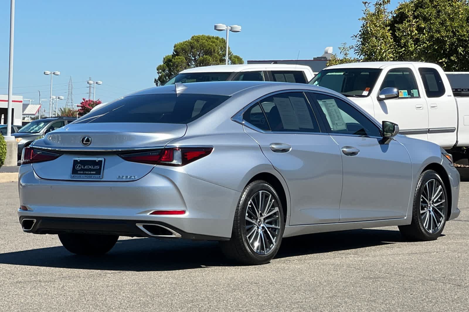 Certified 2023 Lexus ES 350 w/ Premium Package FWD image 2