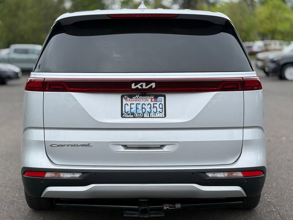 Used 2022 Kia Carnival LX FWD image 4