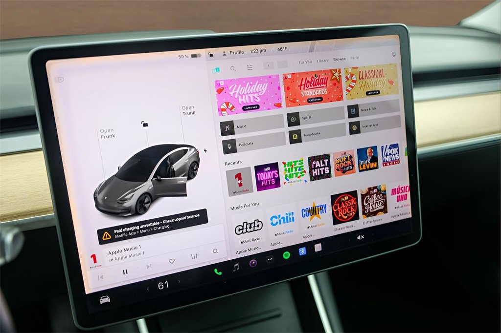 Used 2018 Tesla Model 3 Long Range image 15