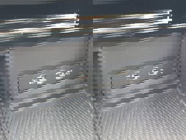 New 2026 Volkswagen Atlas Cross Sport SEL Premium R-Line AWD/4WD image 29