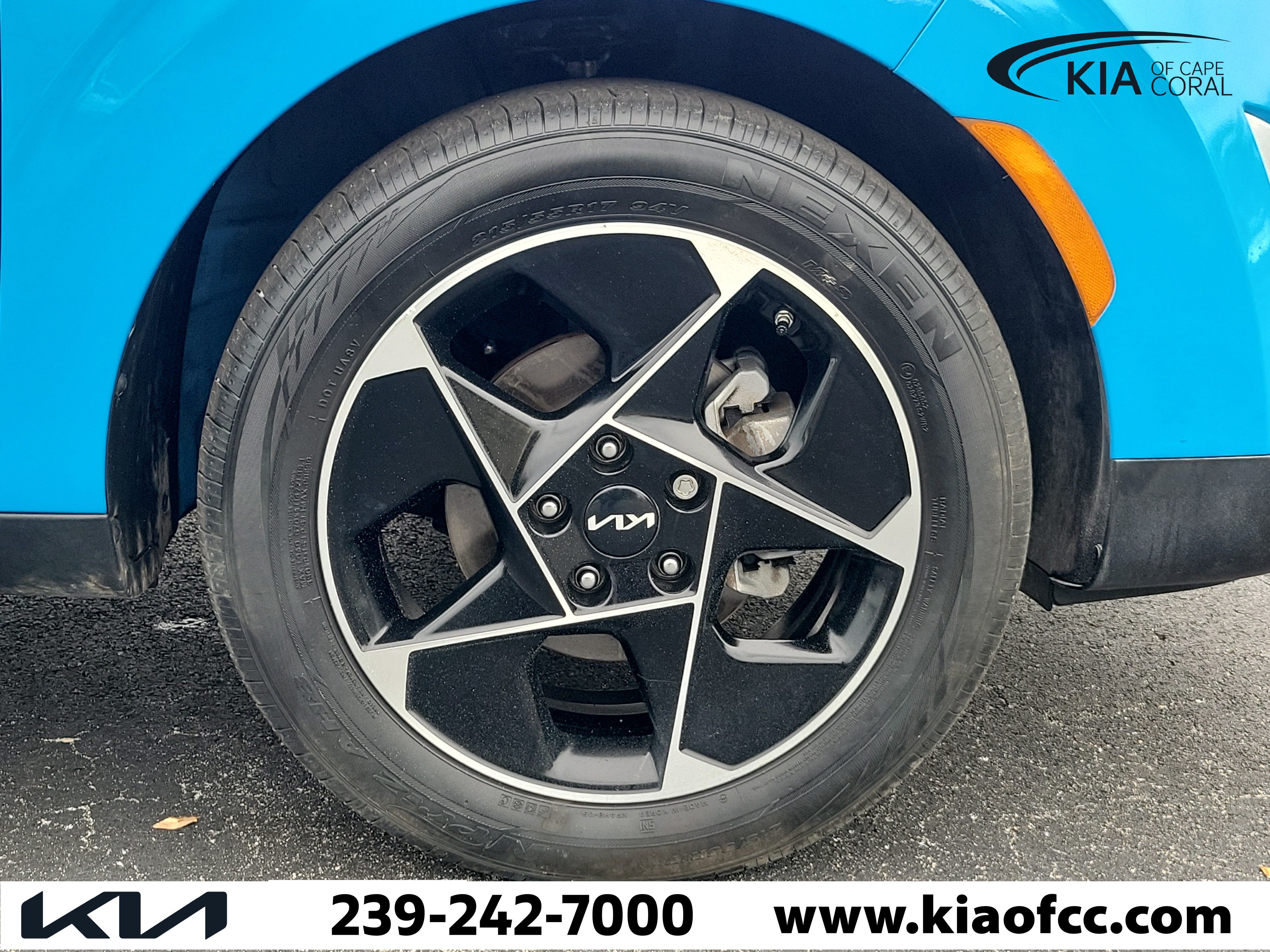 Certified 2025 Kia Soul EX FWD image 7