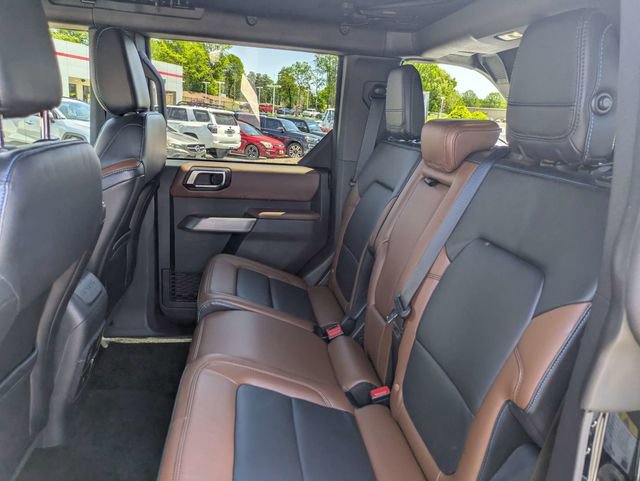 Used 2022 Ford Bronco Outer Banks AWD/4WD image 13