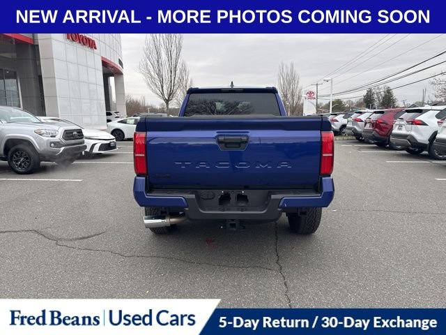 Used 2024 Toyota Tacoma TRD Off-Road image 4