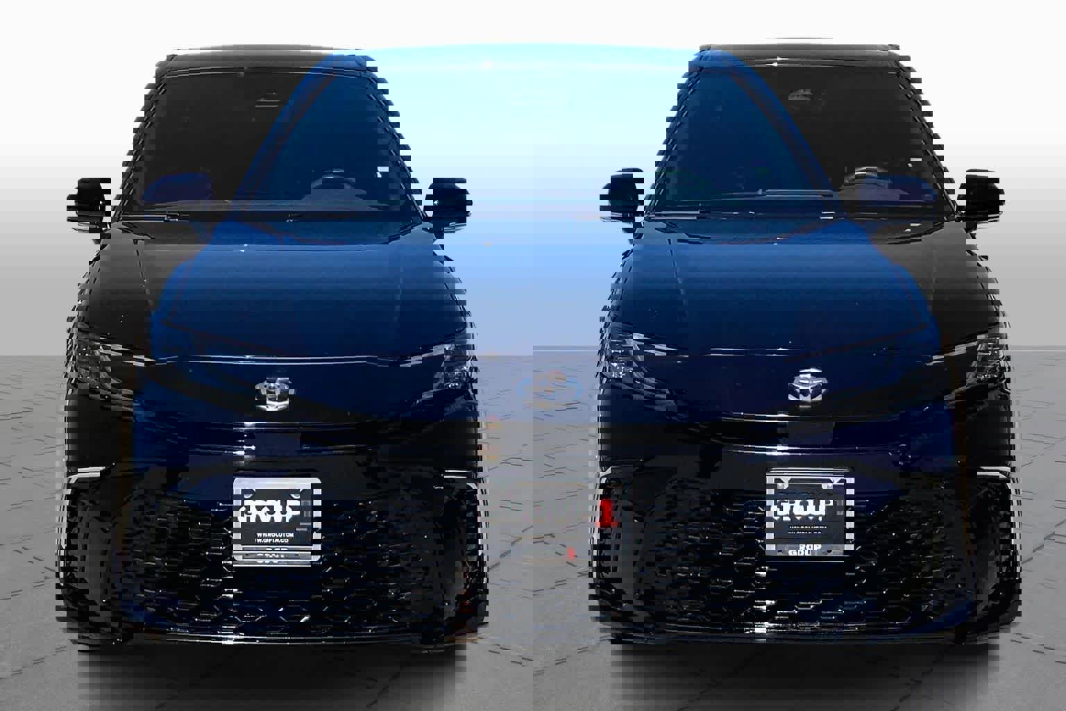 Used 2025 Toyota Camry XSE image 4