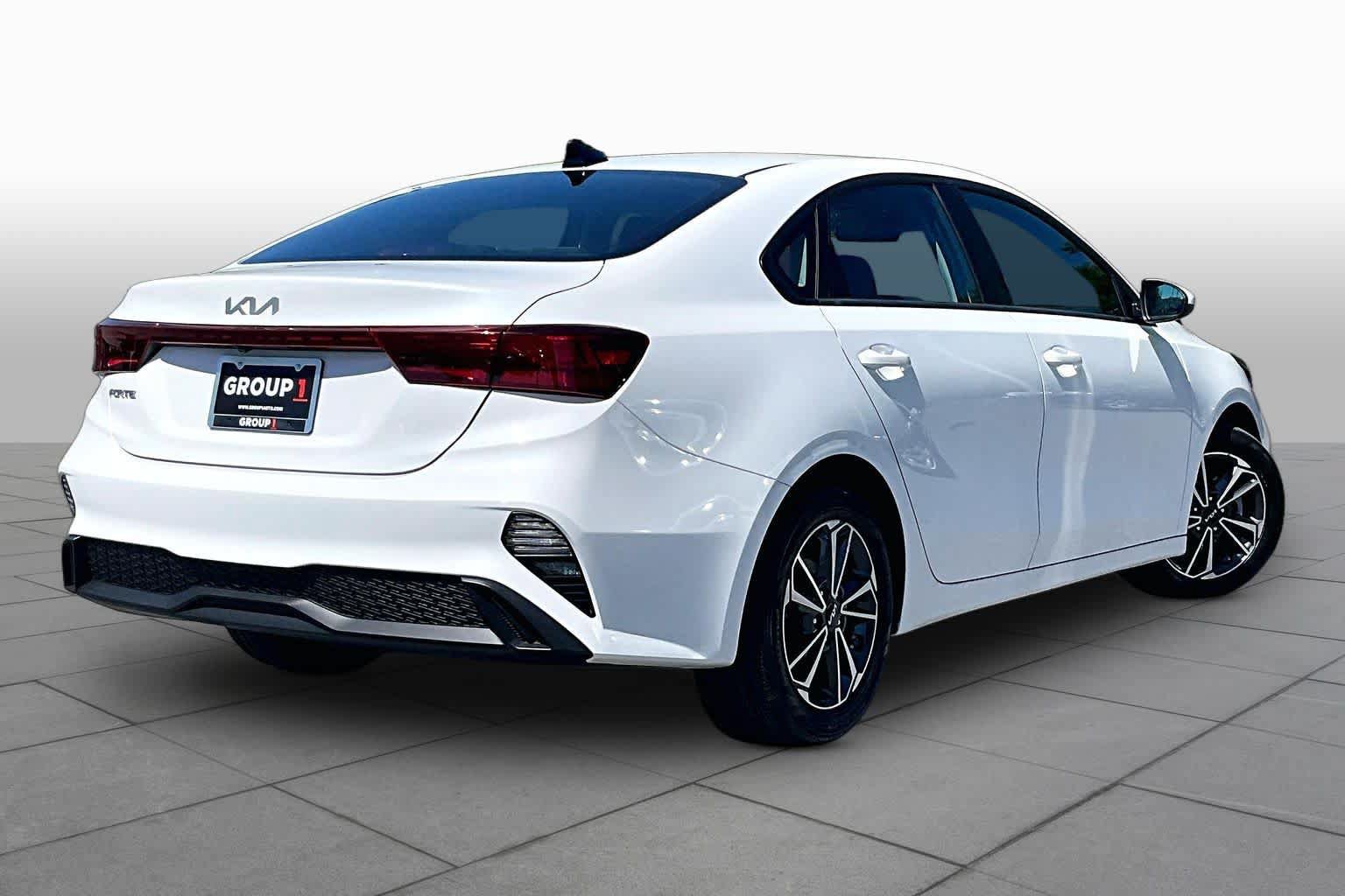 Used 2023 Kia Forte LXS FWD image 13