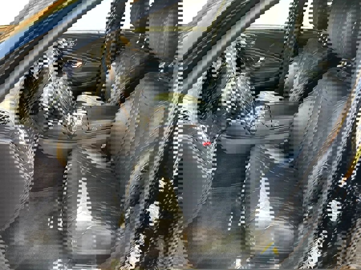 Used 2017 Mercedes-Benz S 550 Sedan image 10