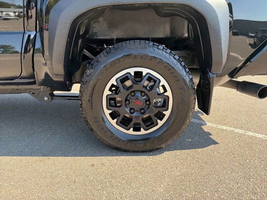 Used 2024 Toyota Tacoma TRD Off-Road AWD/4WD image 20