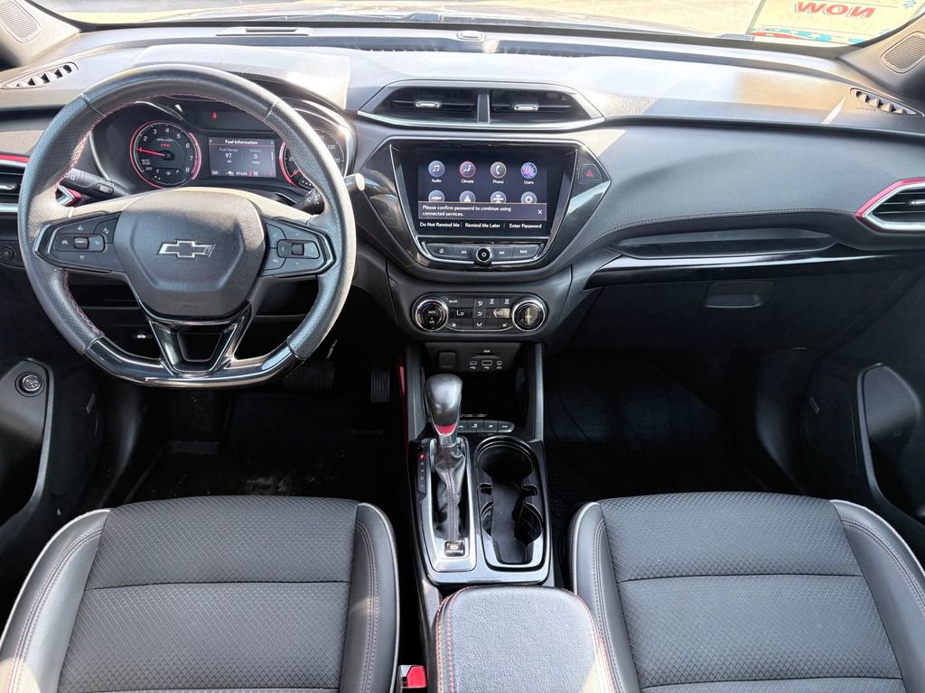 Used 2021 Chevrolet TrailBlazer RS w/ Sun and Liftgate Package AWD/4WD image 8