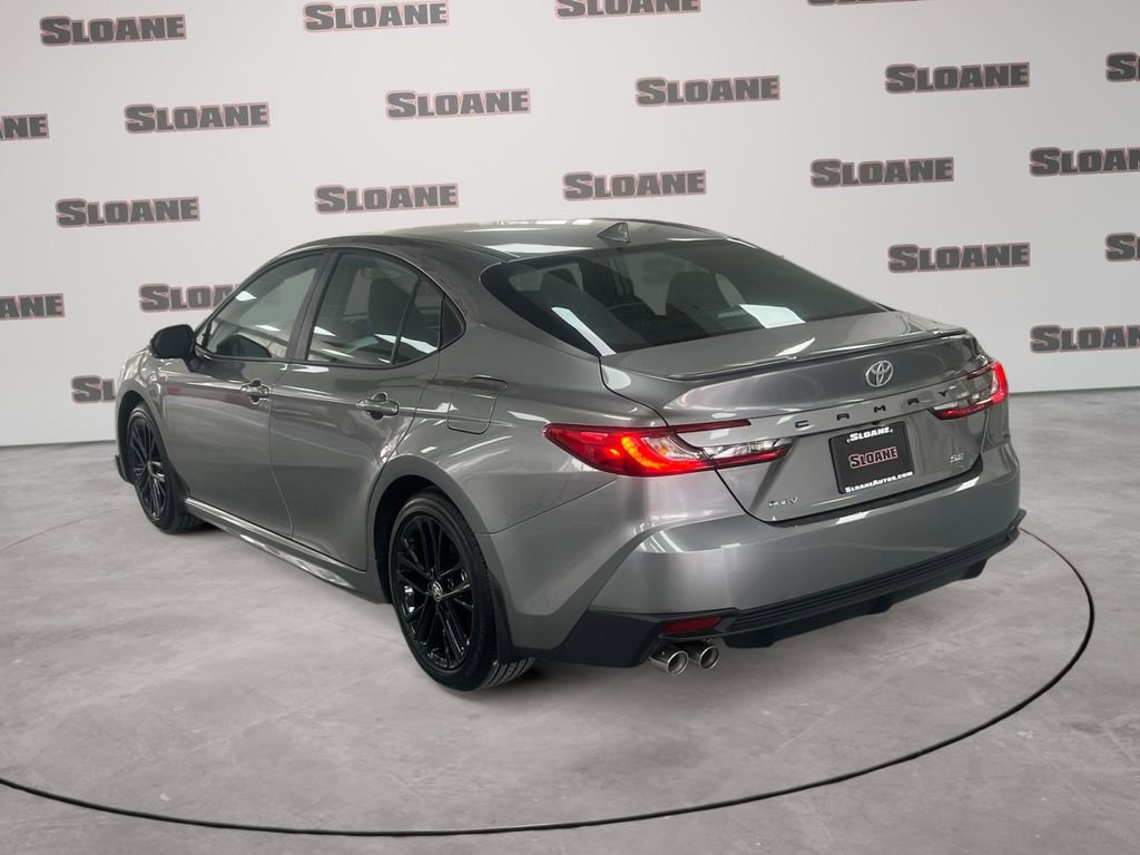 New 2026 Toyota Camry Hybrid FWD image 3
