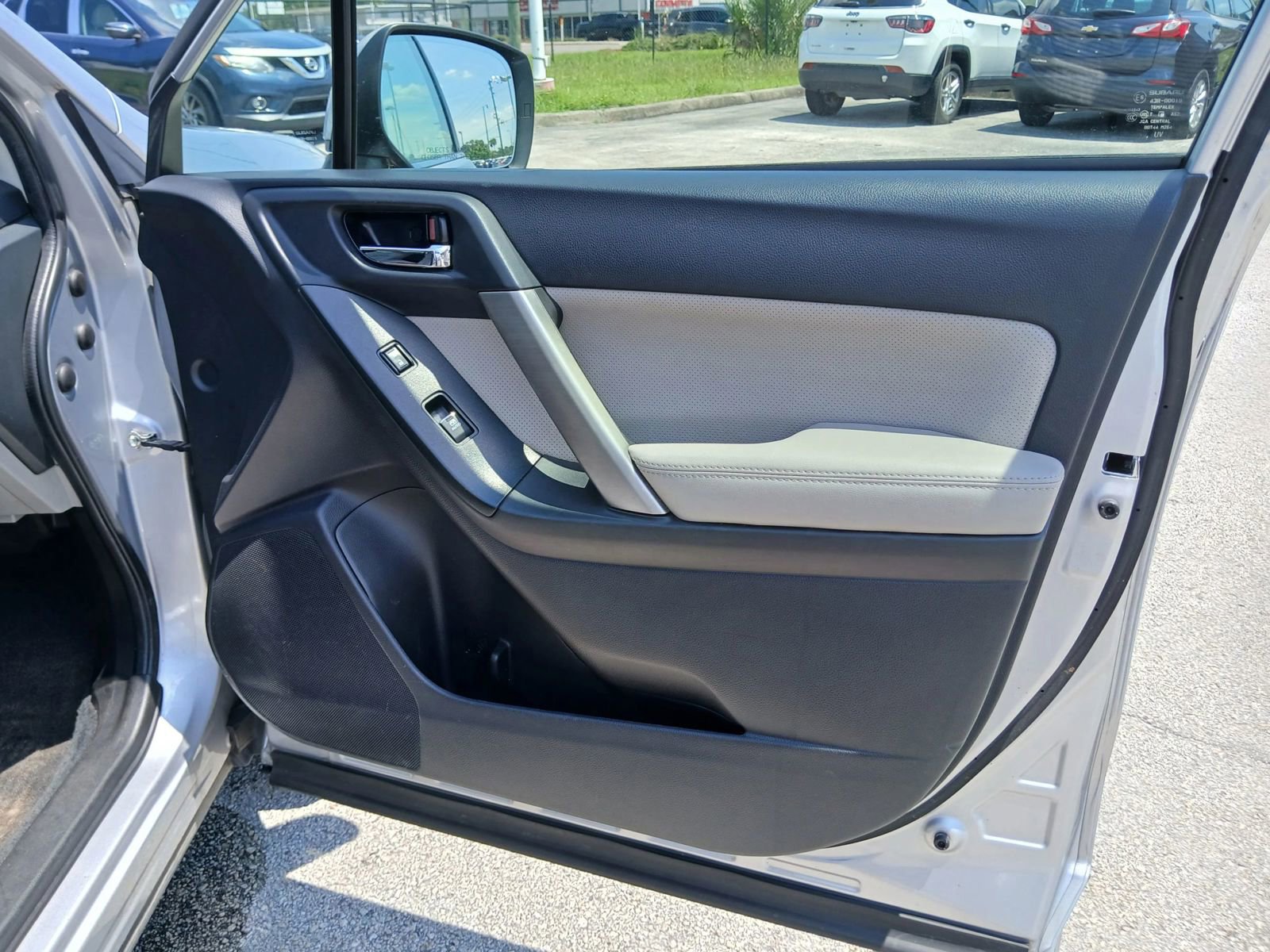 Used 2017 Subaru Forester 2.5i Limited image 34