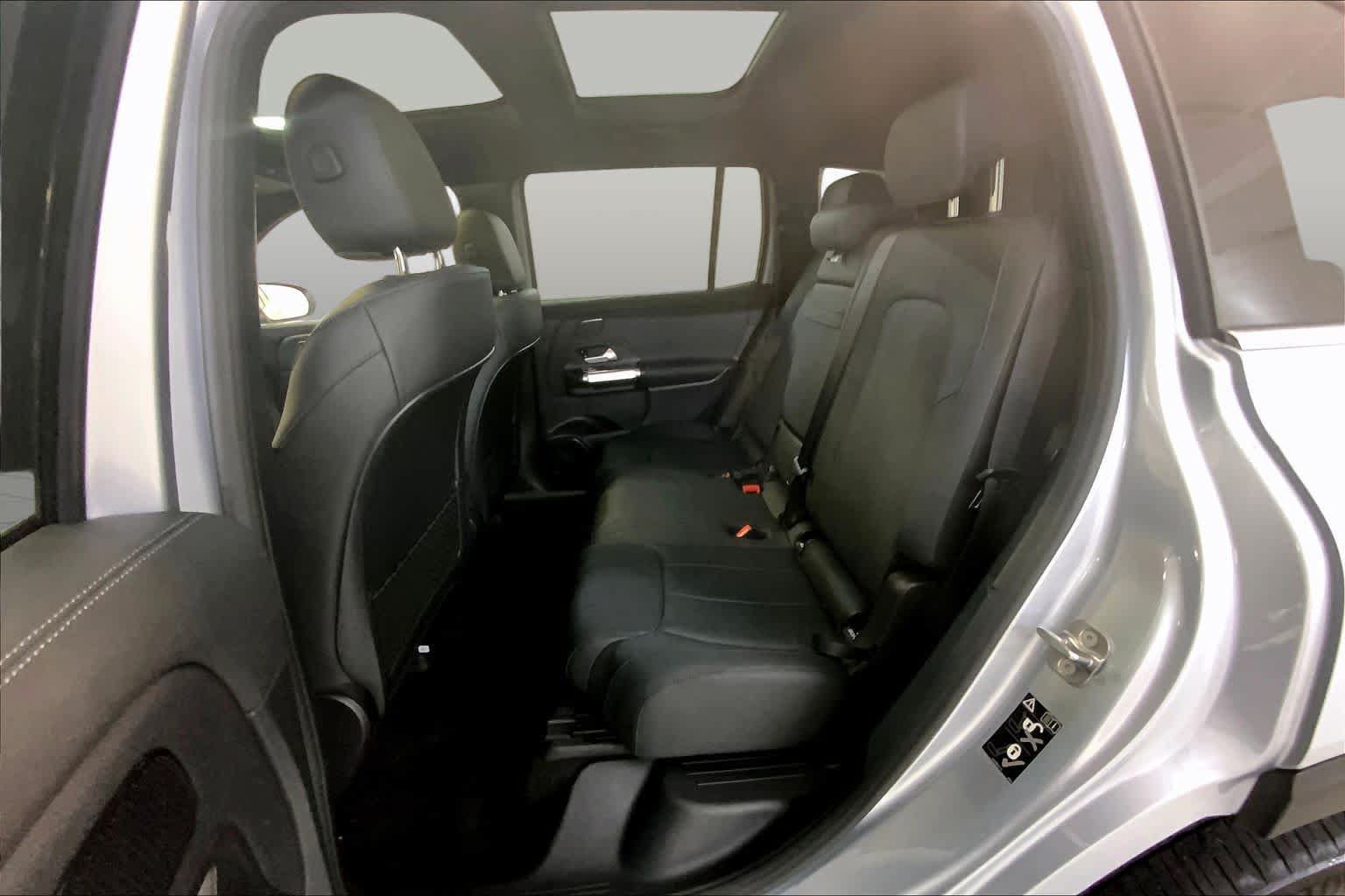 Used 2024 Mercedes-Benz EQB 300 4MATIC w/ Winter Package image 20