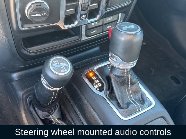 Used 2022 Jeep Wrangler Unlimited Sahara w/ Cold Weather Group AWD/4WD image 18