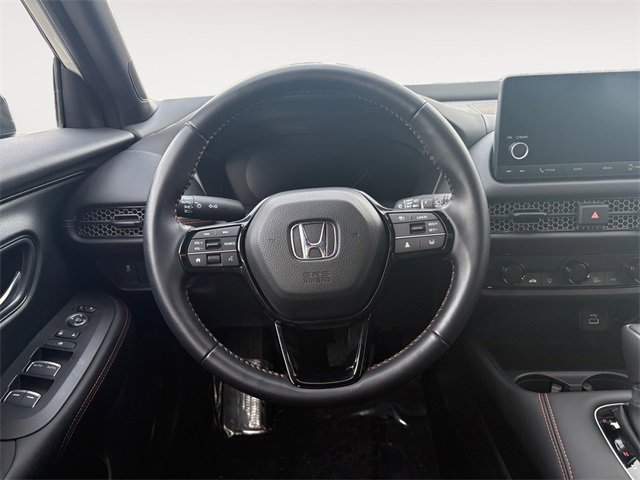 Used 2025 Honda HR-V Sport image 12