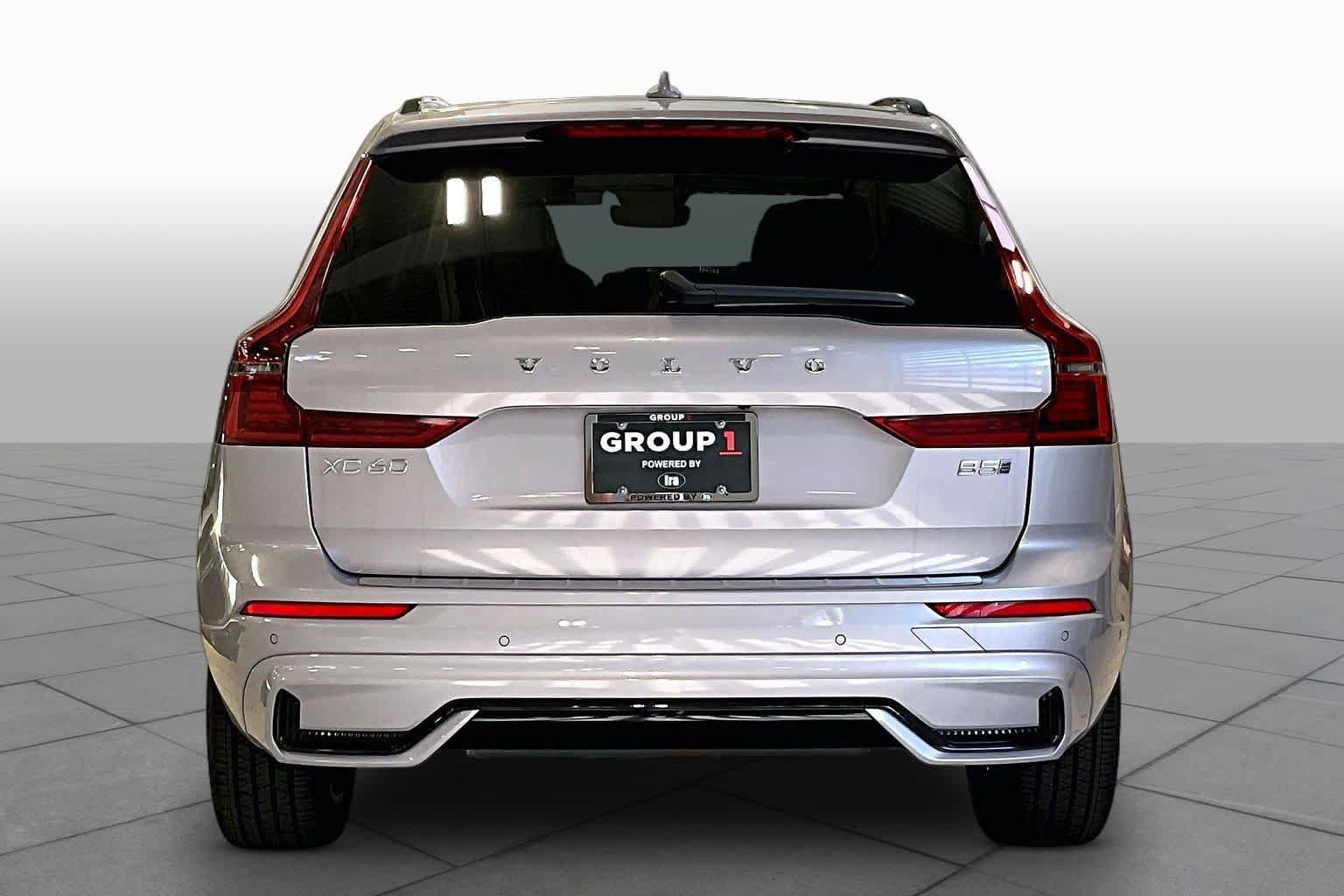 New 2026 Volvo XC60 B5 Plus w/ Protection Package Premier AWD/4WD image 4
