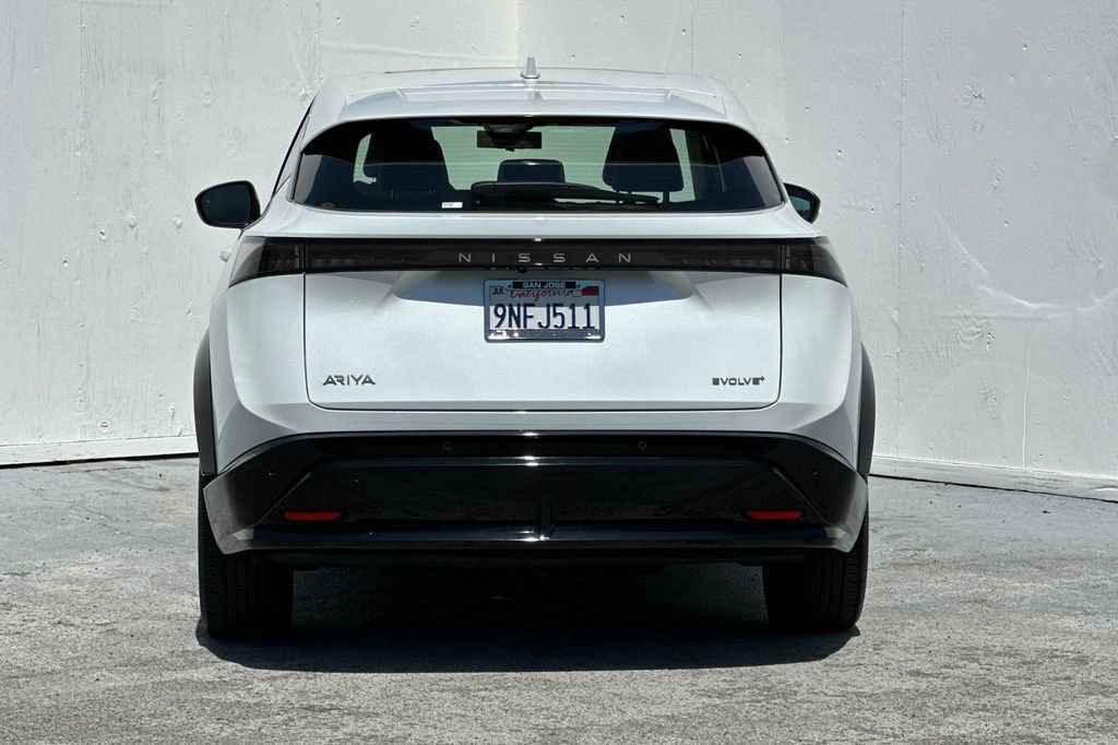 Used 2024 Nissan Ariya FWD image 4
