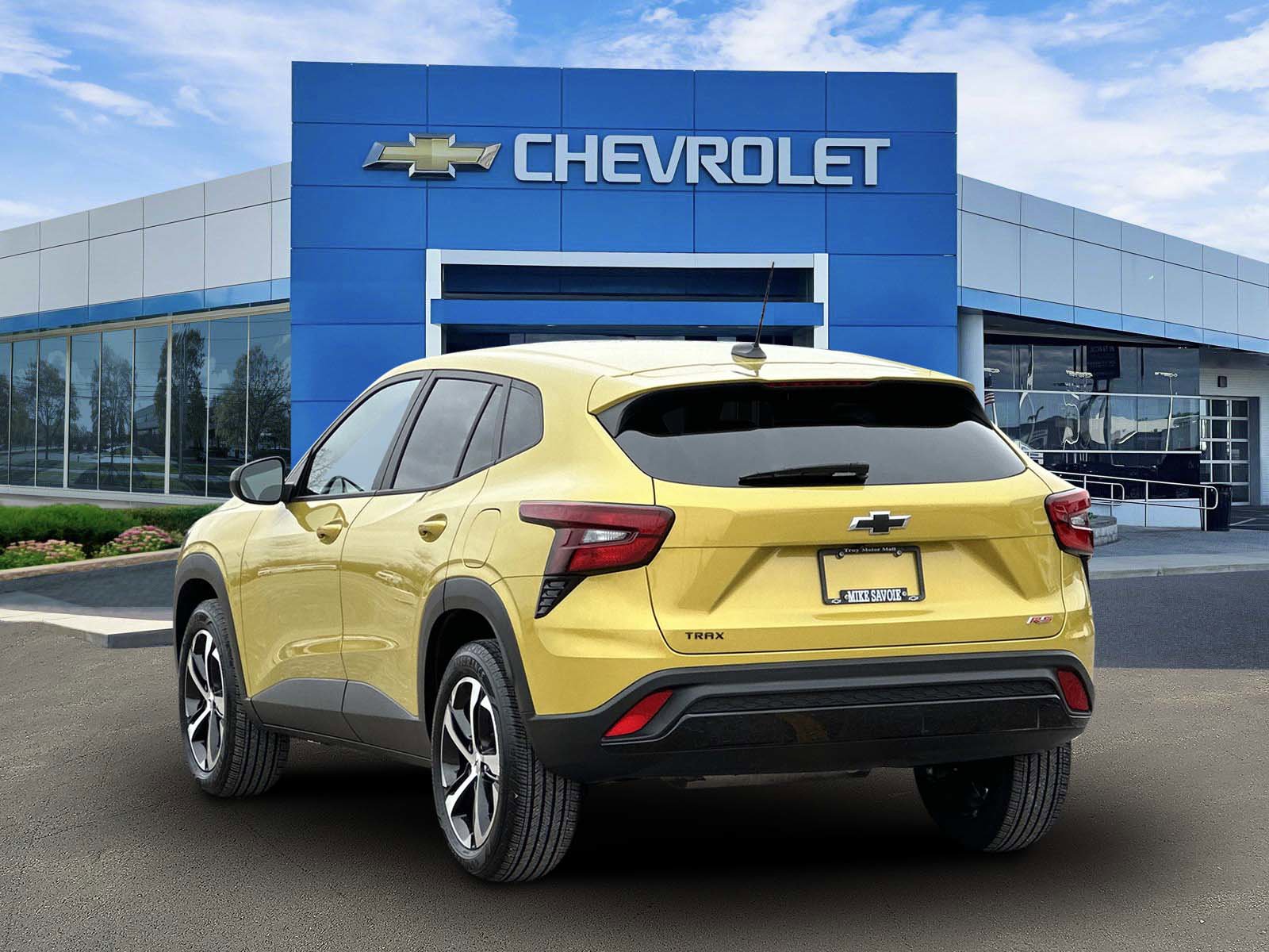 Certified 2024 Chevrolet Trax RS w/ Sunroof Package image 3