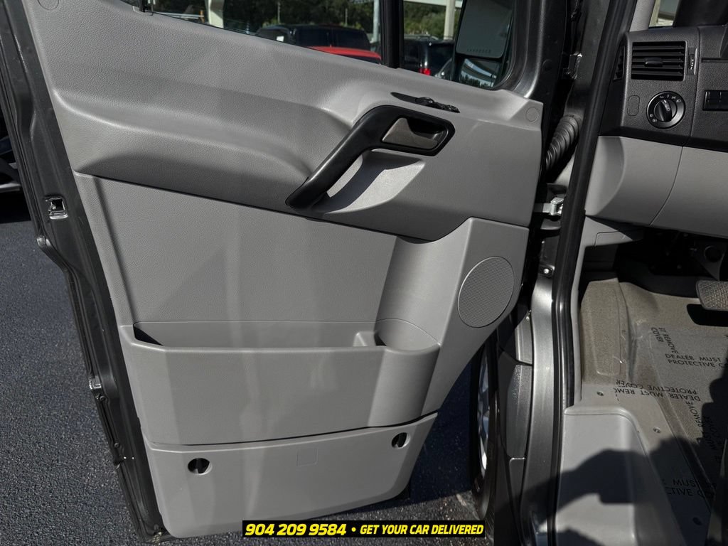 Used 2018 Mercedes-Benz Sprinter 2500 image 21