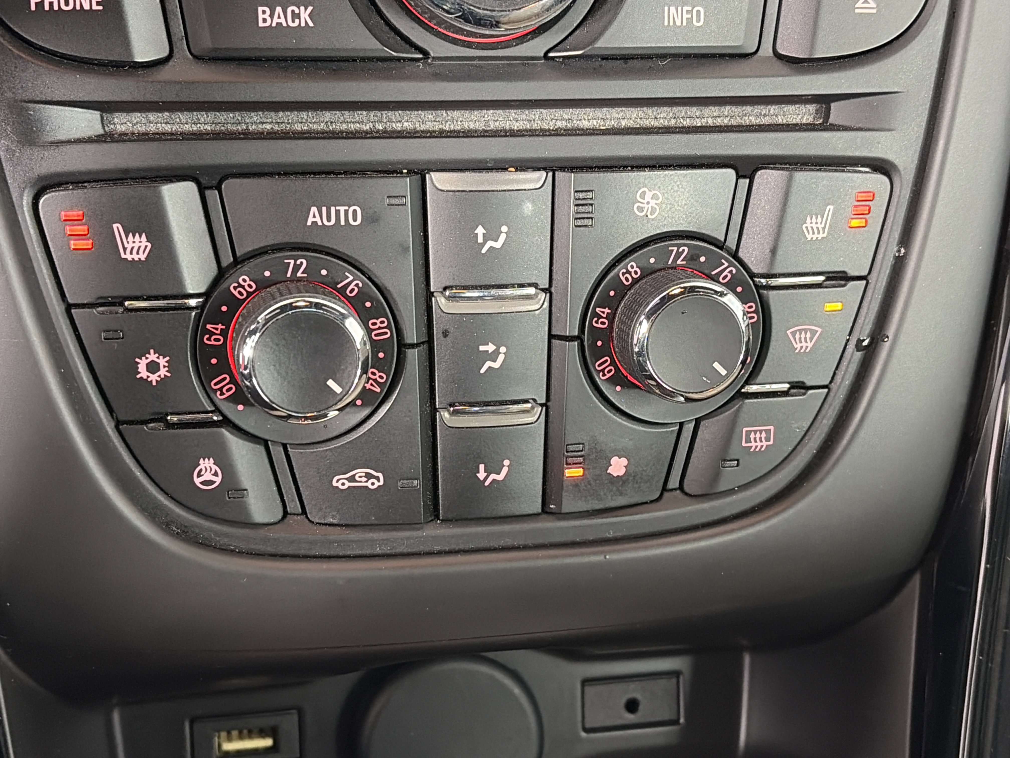 Used 2018 Buick Cascada Premium image 20