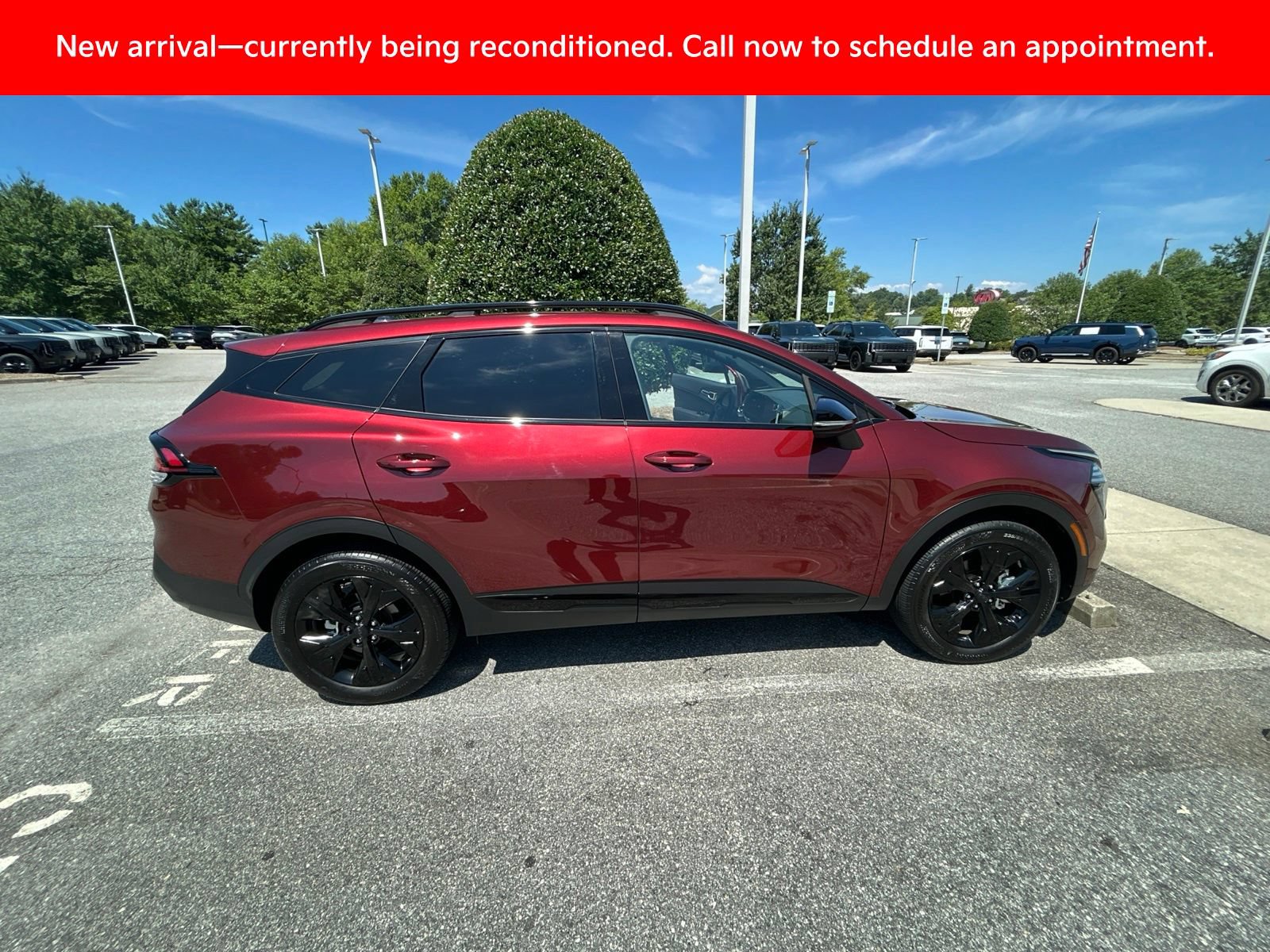 Used 2025 Kia Sportage X-Line w/ Premium Package AWD/4WD image 8
