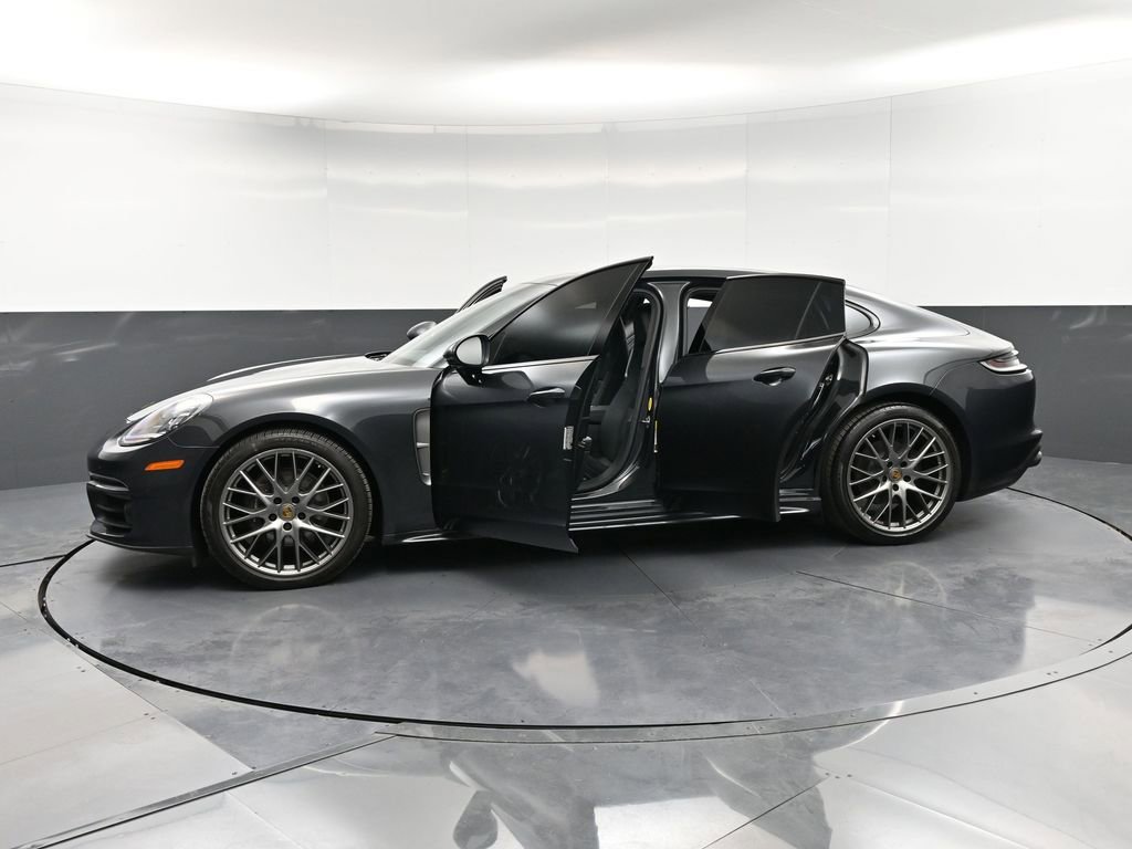 Certified 2023 Porsche Panamera 4 Platinum Edition AWD/4WD image 37