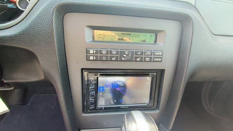 Used 2014 Ford Mustang GT RWD image 14