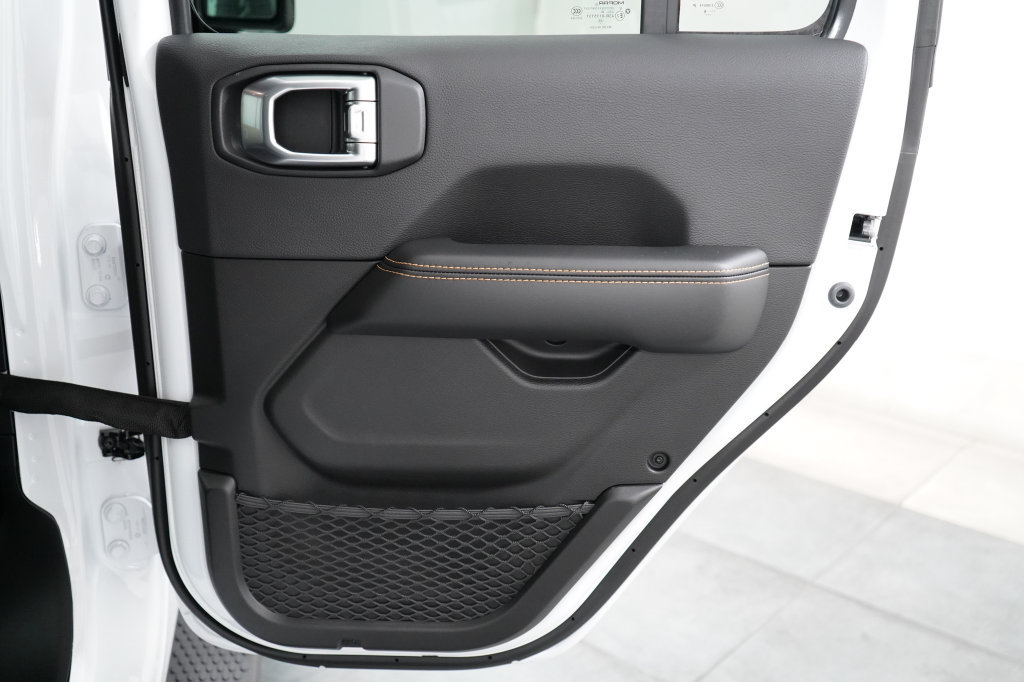 New 2026 Jeep Wrangler Unlimited Sahara AWD/4WD image 22
