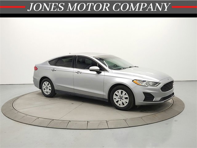 Used 2020 Ford Fusion S image 1