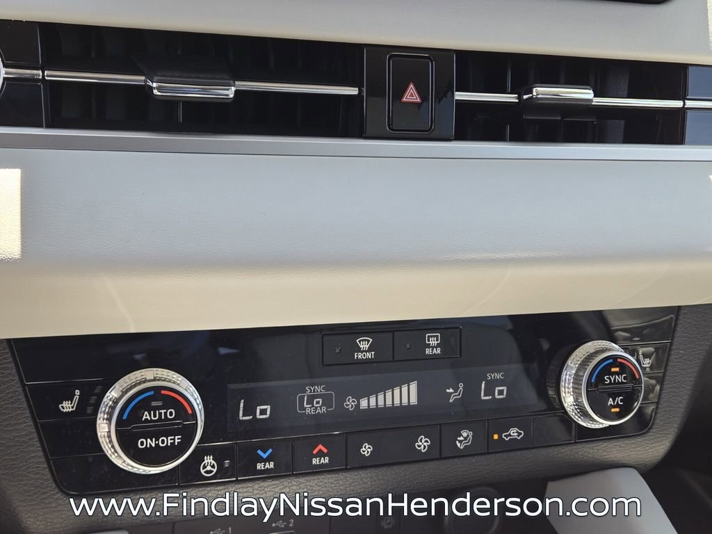 Used 2024 Mitsubishi Outlander SEL FWD image 29