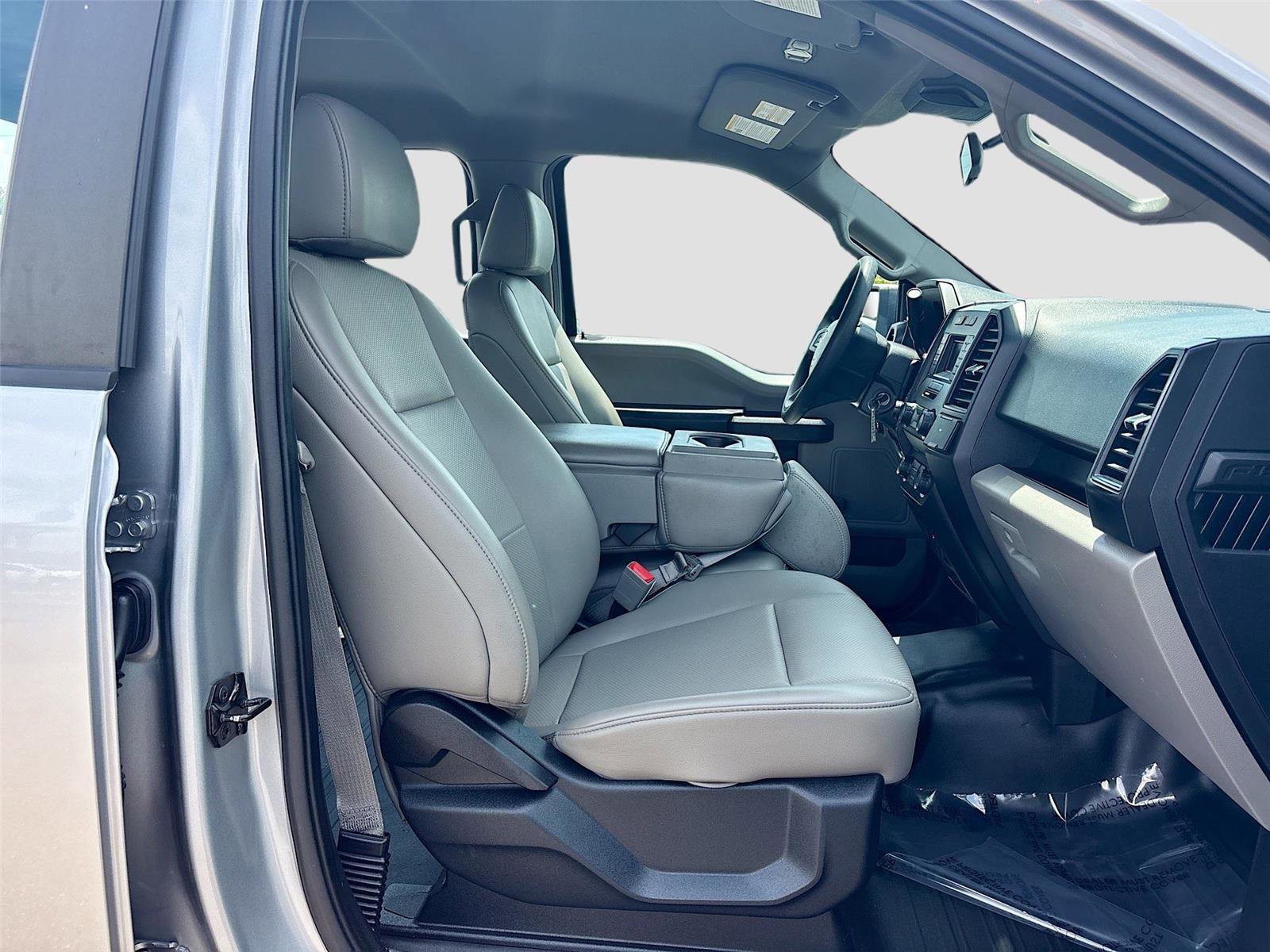 Used 2020 Ford F150 XL w/ Trailer Tow Package image 27