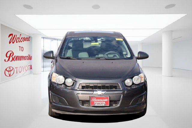 Used 2015 Chevrolet Sonic LT w/ Fun and Sun Package FWD image 4