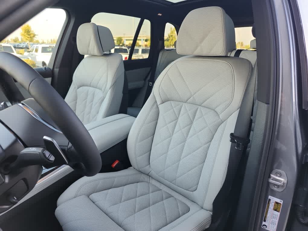 New 2026 BMW X5 sDrive40i w/ M Sport Package RWD image 15