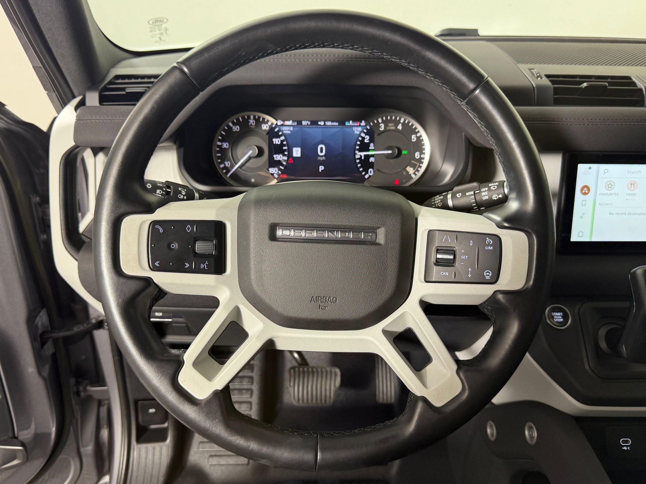 Certified 2023 Land Rover Defender 110 X-Dynamic SE AWD/4WD image 11