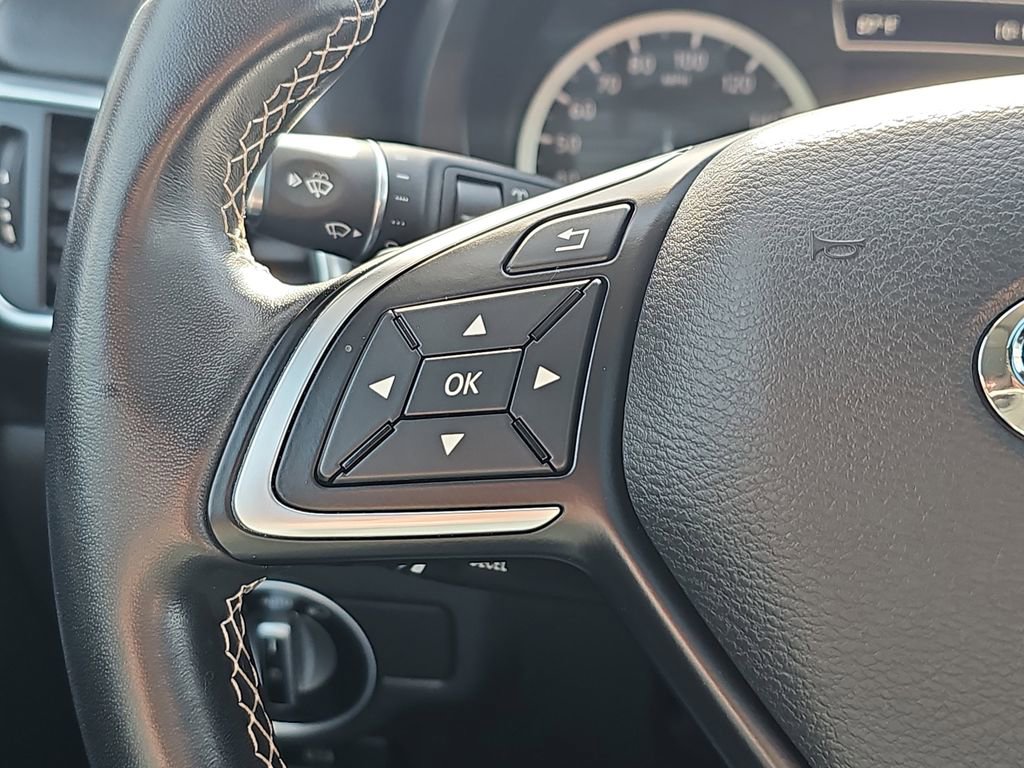 Used 2019 INFINITI QX30 AWD w/ Proassist Package image 19