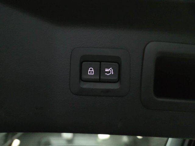 Used 2025 MAZDA CX-90 Plug-In Hybrid w/ Preferred AWD/4WD image 40