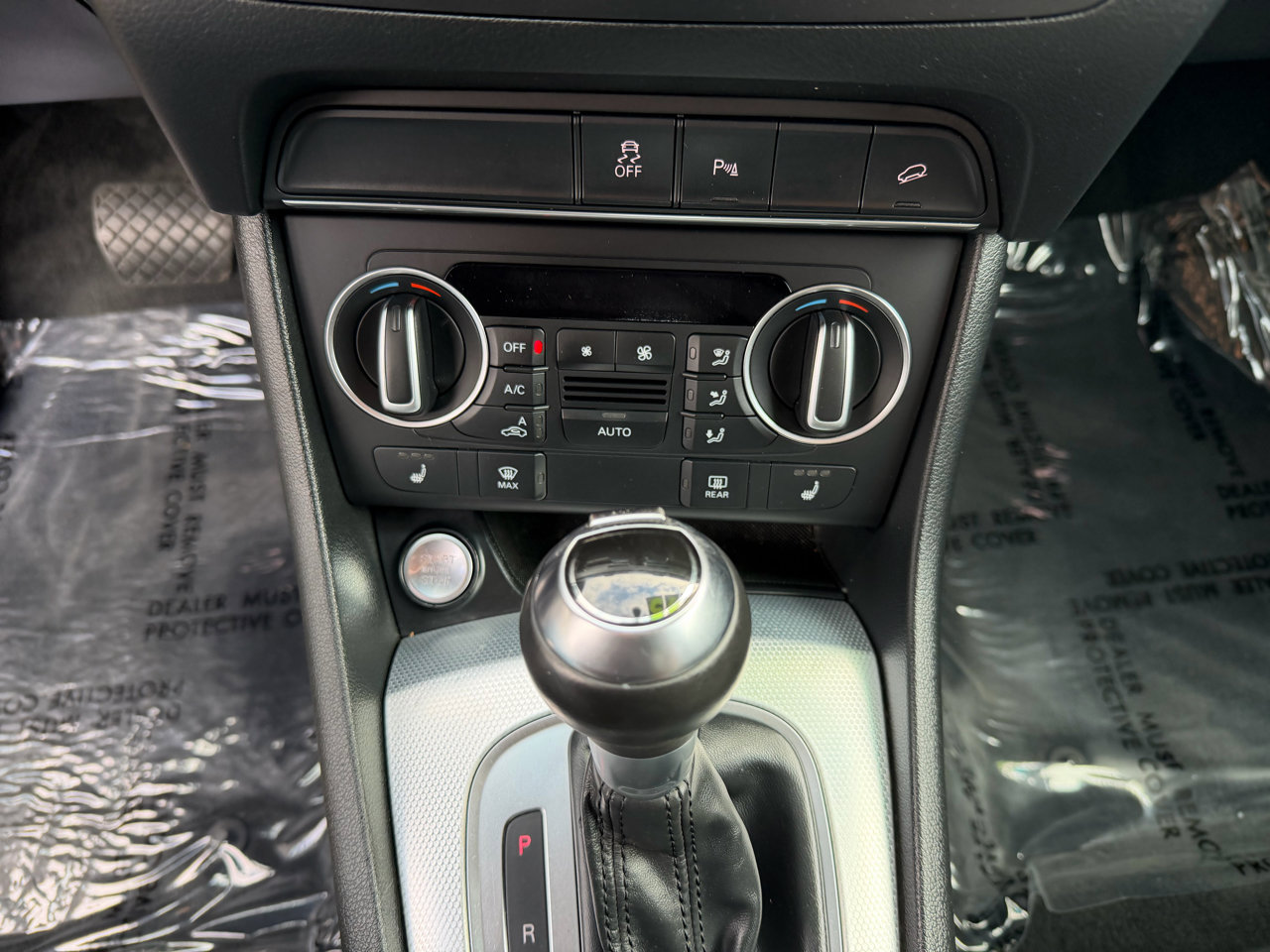 Used 2017 Audi Q3 2.0T Premium Plus w/ Premium Plus Package image 14