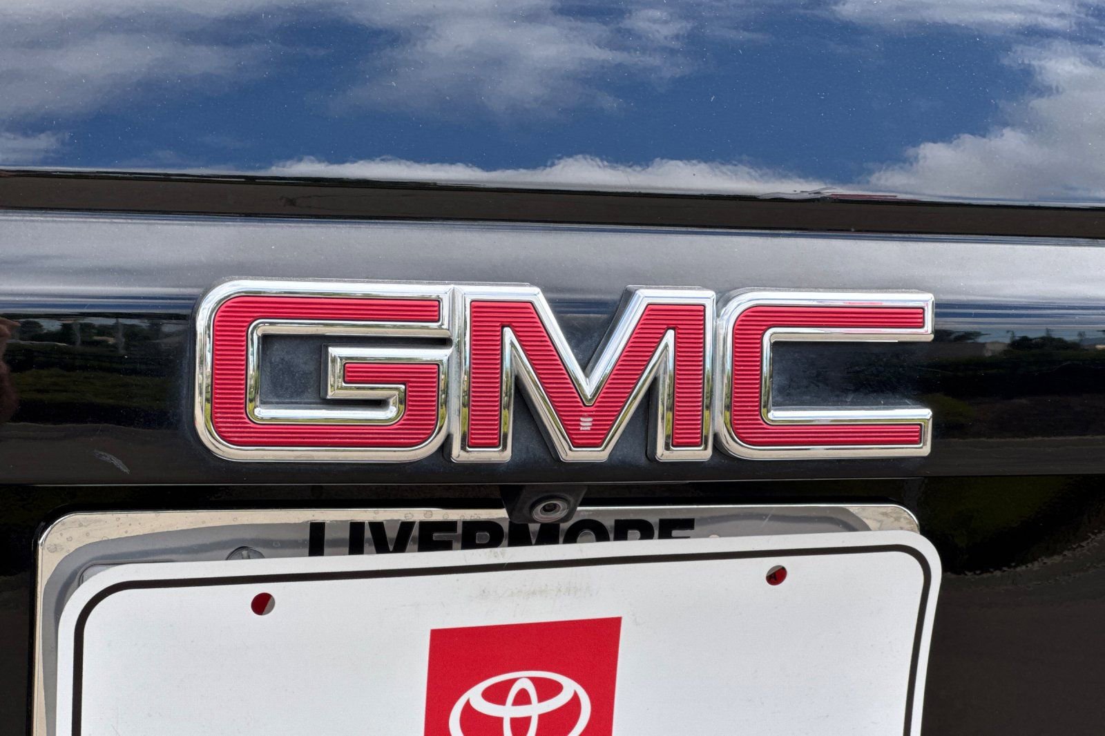 Used 2015 GMC Yukon SLE w/ Convenience Package AWD/4WD image 51