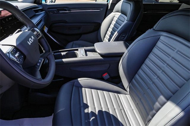 New 2026 Kia EV9 Land image 16