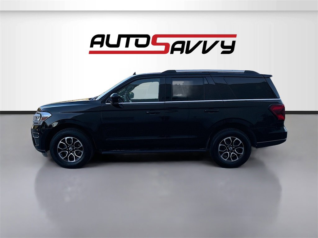 Used 2023 Ford Expedition Limited image 4