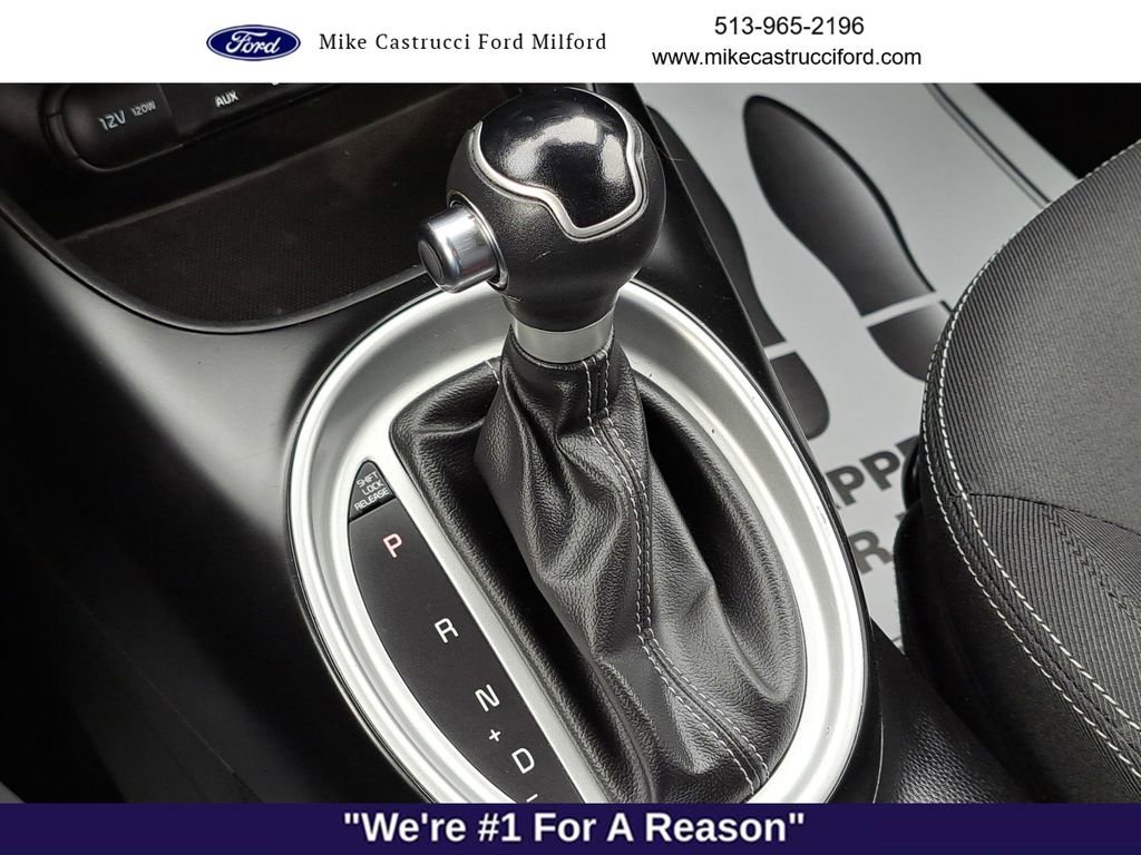 Used 2019 Kia Soul + image 18