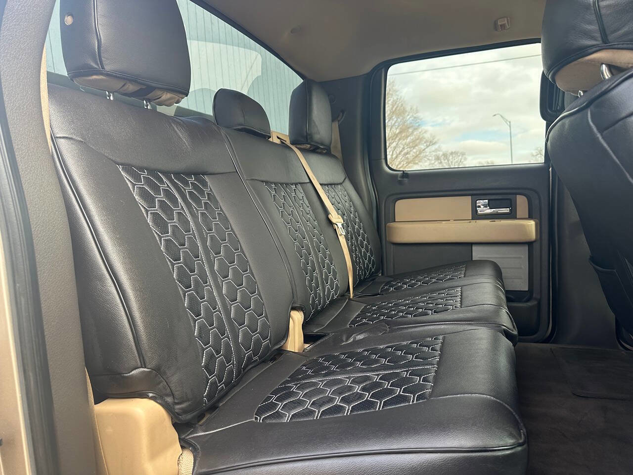 Used 2013 Ford F150 XLT w/ XLT Chrome Pkg image 18